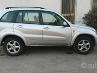Usata Toyota RAV4 2003 Grigio SUV