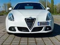 Usata Alfa Romeo Giulietta Distinctive 105 CV (77 kW) 2013 Bianco Utilitaria