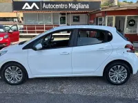 Usata Peugeot 208 Allure 102 CV (75 kW) 2019 Bianco Utilitaria