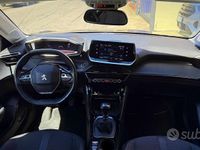 Usata Peugeot 208 Allure 101 CV (74 kW) 2022 Grigio Utilitaria