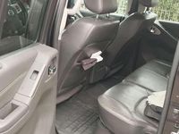 Usata Nissan Navara 190 CV (139 kW) 2010 Nero Pick-up