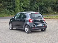 Usata Smart ForFour Prime 71 CV (52 kW) 2017 Nero Utilitaria
