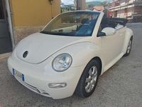 Usata VW New Beetle Cabriolet 102 CV (75 kW) 2004 Bianco Cabrio