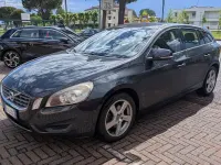 Usata Volvo V60 Kinetic 163 CV (119 kW) 2011 Grigio Station wagon