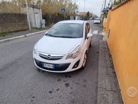 Usata Opel Corsa 86 CV (63 kW) 2012 Bianco Utilitaria