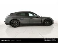 Usata Porsche Taycan 4 Cross Turismo Cross Turismo 300 kW (408 CV) 2023 Nero Station wagon