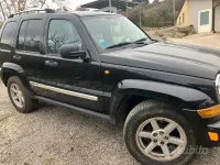 Usata Jeep Cherokee 163 CV (119 kW) 2006 SUV