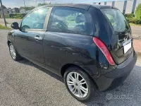Usata Lancia Ypsilon 60 CV (44 kW) 2005 Nero Utilitaria
