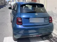 Używany Fiat 500e 42 kW (58 KM) 2023 Zielony Sedan/Limuzyna