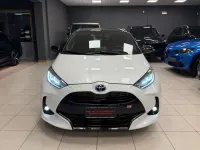Usata Toyota Yaris Hybrid Sport 92 CV (67 kW) 2022 Bianco Berlina