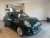 Usata Mini Cooper D 116 CV (85 kW) 2016 Verde Utilitaria
