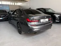 Begagnad BMW 318 M Sport 150 HK (110 kW) 2022 Grå Sedan