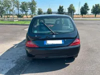 Usata Lancia Ypsilon 60 CV (44 kW) 2003 Nero Utilitaria