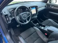 Usata Volvo XC40 R-Design 190 CV (139 kW) 2018 Blu/azzurro SUV