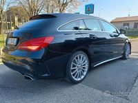 Usata Mercedes CLA200 137 CV (100 kW) 2015 Nero Station wagon