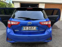 Usata Toyota Yaris Hybrid Edition 73 CV (53 kW) 2018 Blu/azzurro Berlina