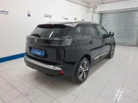 Usata Peugeot 3008 Allure 131 CV (96 kW) 2021 Nero SUV