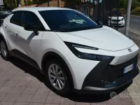 Usata Toyota C-HR 98 CV (72 kW) 2025 Bianco SUV