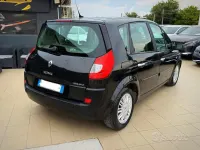Usata Renault Scénic Exception 130 CV (95 kW) 2007 Nero Monovolume