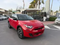 Nuova Fiat 600 Pop 100 CV (73 kW) 2026 Rosso SUV