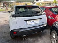 Nuova Peugeot 2008 Allure 145 CV (106 kW) 2025 Mous bianco okenite SUV