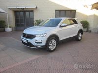 Usata VW T-Roc Sport 150 CV (110 kW) 2021 Grigio perlato SUV