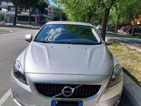 Usata Volvo V40 Business Edition 120 CV (88 kW) 2017 Grigio Berlina