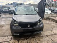 Begagnad Smart ForFour 71 HK (52 kW) 2018 Grå Halvkombi