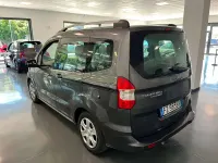 Usata Ford Tourneo Courier 101 CV (74 kW) 2019 Grigio Monovolume