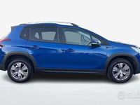 Usado Peugeot 2008 Signature Sky 102 HP (75 kW) 2019 Azul SUV