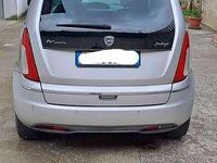 Usata Lancia Musa 69 CV (50 kW) 2008 Argento Monovolume