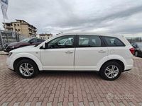 Käytetty Fiat Freemont 140 HP (102 kW) 2012 Valkoinen Katumaasturi