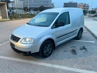 Usata VW Caddy 105 CV (77 kW) 2008 Grigio Monovolume