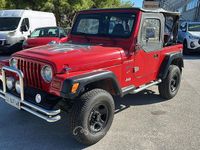 Usata Jeep Wrangler 118 CV (86 kW) 1996 Rosso SUV
