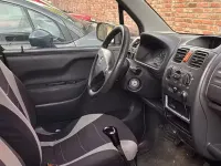 Usata Opel Agila 58 CV (42 kW) 2003 Monovolume