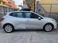 Usata Renault Clio V Zen 101 CV (74 kW) 2020 Grigio Berlina