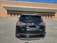 Usata Toyota RAV4 Hybrid Lounge 155 CV (114 kW) 2017 Nero SUV