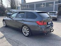 Usata BMW 320 Luxury Line 184 CV (135 kW) 2012 Grigio Station wagon