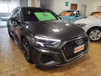 Begagnad Audi A3 S-Line 150 HK (110 kW) 2023 Grå Sedan