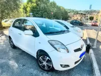 Usata Toyota Yaris Sol 86 CV (63 kW) 2011 Bianco Utilitaria