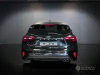 Usata Ford Focus ST 116 CV (85 kW) 2025 Nero Berlina