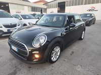 Usata Mini ONE Hype 75 CV (55 kW) 2019 Grigio Utilitaria
