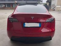 Usata Tesla Model Y 152 kW (208 CV) 2022 Rosso SUV