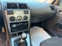 Usata Ford Mondeo 125 CV (91 kW) 2003 Grigio Berlina