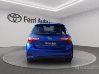Usata Toyota Yaris Style 101 CV (74 kW) 2018 Blu Berlina