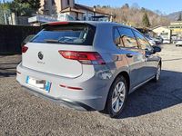 Usata VW Golf VIII Life 110 CV (80 kW) 2022 Grigio Berlina
