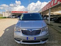 Usata Lancia Voyager Platinum 163 CV (119 kW) 2012 Grigio Monovolume