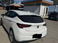 Usata Opel Astra 110 CV (80 kW) 2017 Bianco Berlina