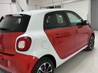 Begagnad Smart ForFour 71 HK (52 kW) 2015 Röd Halvkombi