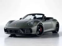 Usata Porsche 992 480 CV (353 kW) 2022 Verde adventurine Cabrio